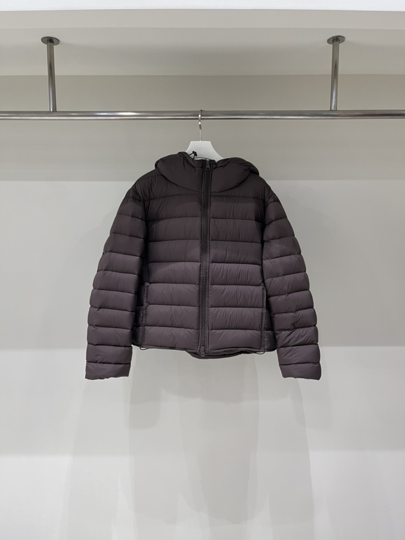 LE RIVE韓國代購女裝新品休閑推薦人氣時尚短款羽絨服鴨絨LE RIVE短款羽絨服