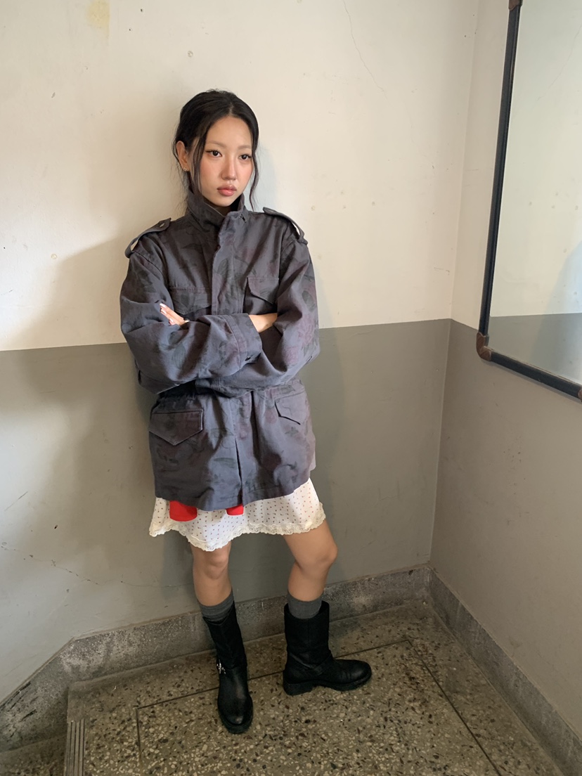 SUNDER MARKET韓國代購女裝新品時尚熱賣真品推薦夾克花朵SUNDER MARKET夾克