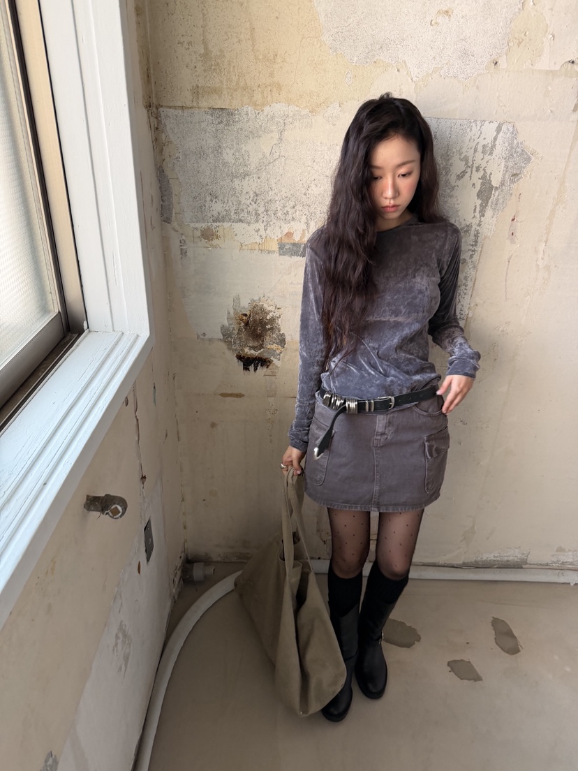 SUNDER MARKET東大門實拍女士新品熱賣時尚長袖T恤天鵝絨SUNDER MARKET長袖T恤
