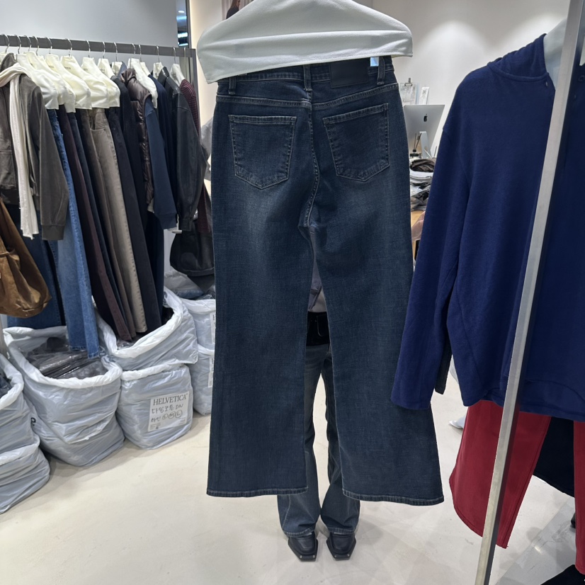 HELVETICA PLUS東大門實拍女士新品人氣時尚牛仔褲喇叭褲HELVETICA牛仔褲