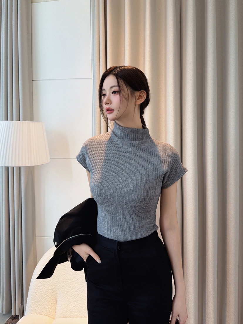 CLOTH韓國代購女士新品熱賣時尚休閑推薦真品人氣T恤高領CLOTHT恤圖色3
