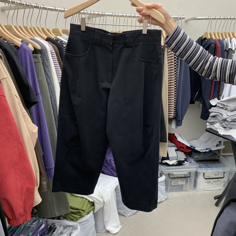 MURR韓國直郵女裝新品真品時尚休閑熱賣人氣推薦短褲七分褲MURR短褲圖色2