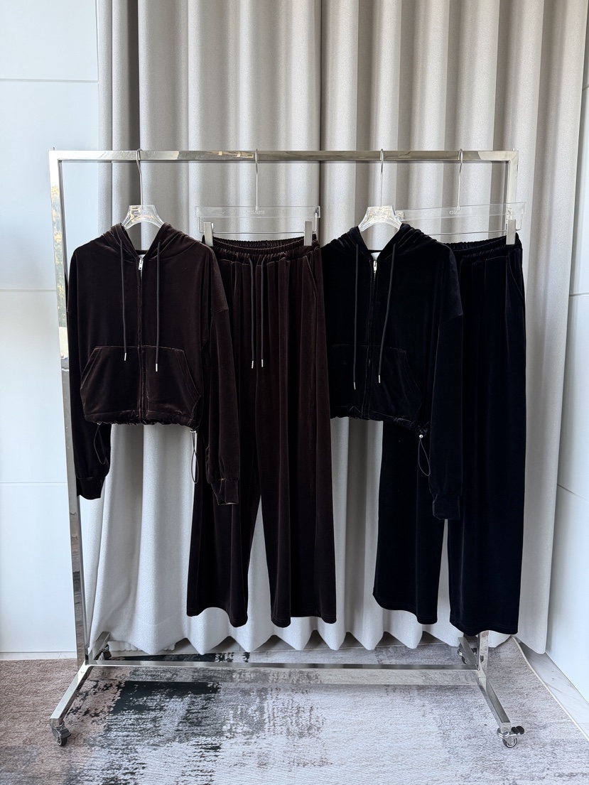 CLOTH韓國代購女裝新品人氣真品熱賣推薦套裝拉鏈連帽衫絨CLOTH套裝