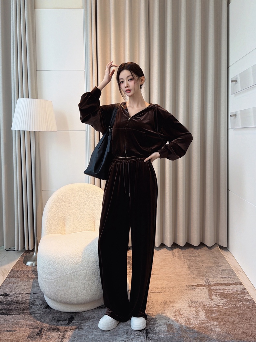 CLOTH韓國代購女裝新品人氣真品熱賣推薦套裝拉鏈連帽衫絨CLOTH套裝