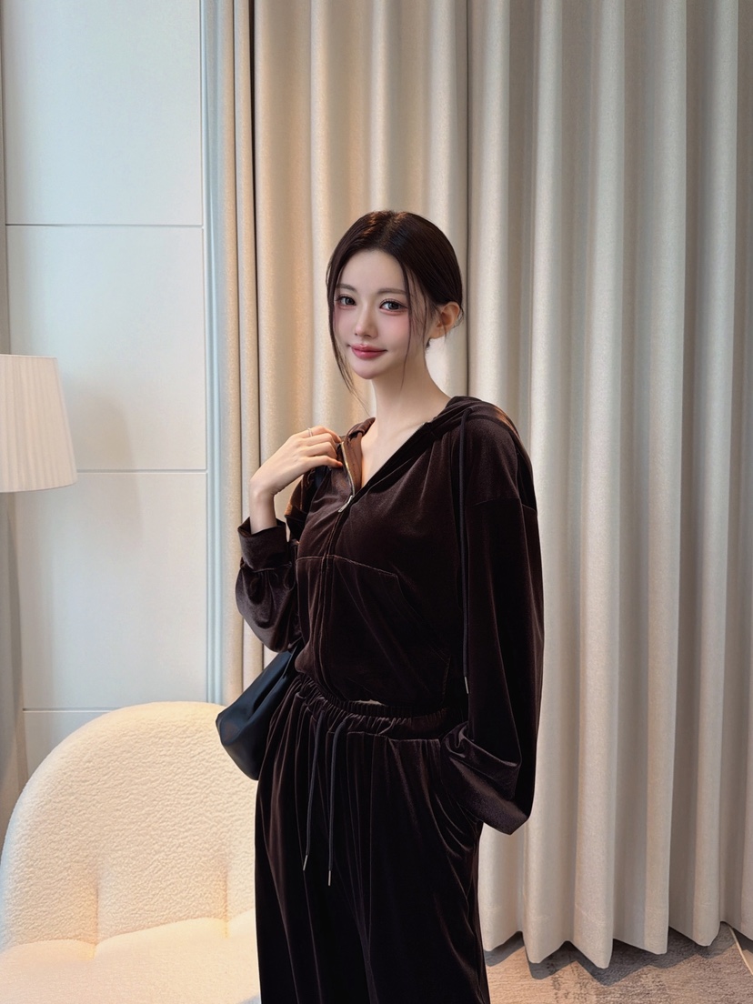 CLOTH韓國代購女裝新品人氣真品熱賣推薦套裝拉鏈連帽衫絨CLOTH套裝