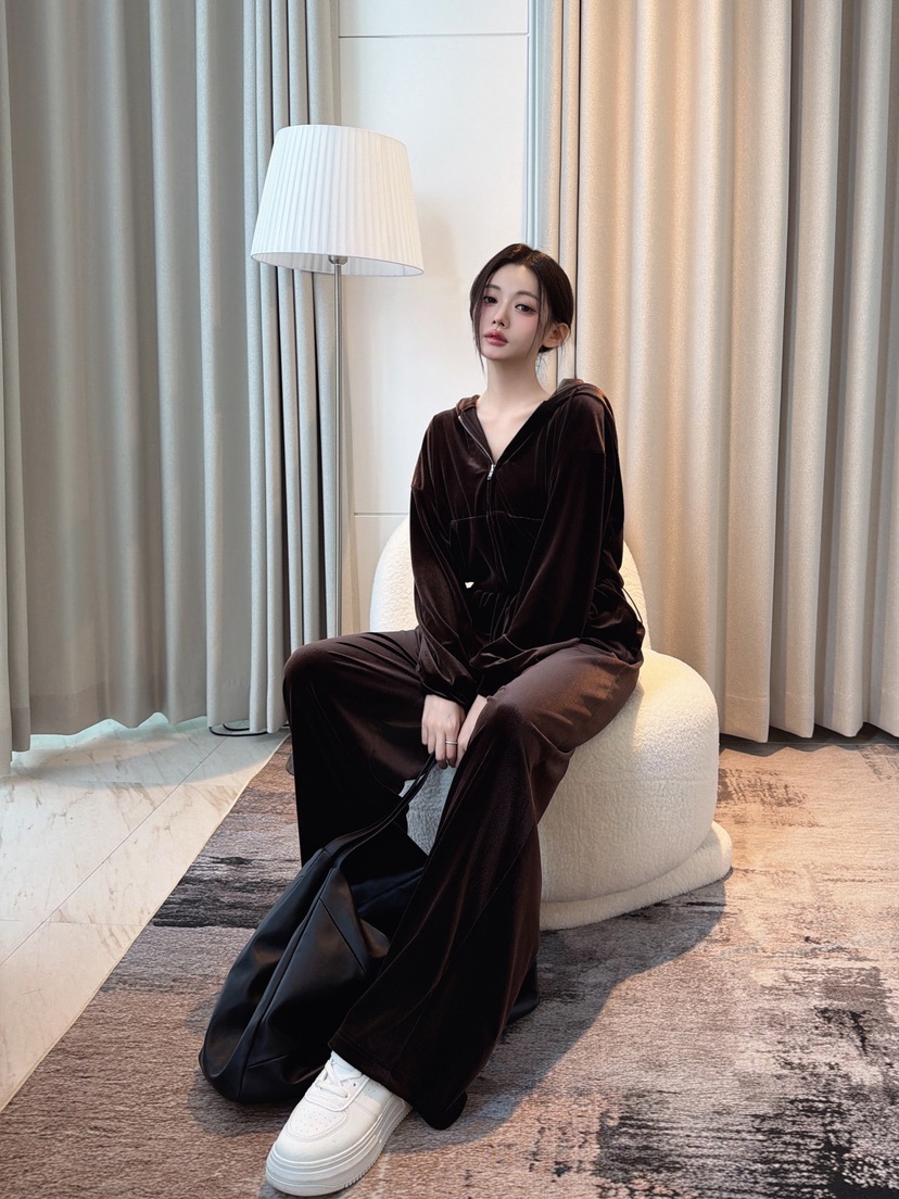 CLOTH韓國代購女裝新品人氣真品熱賣推薦套裝拉鏈連帽衫絨CLOTH套裝