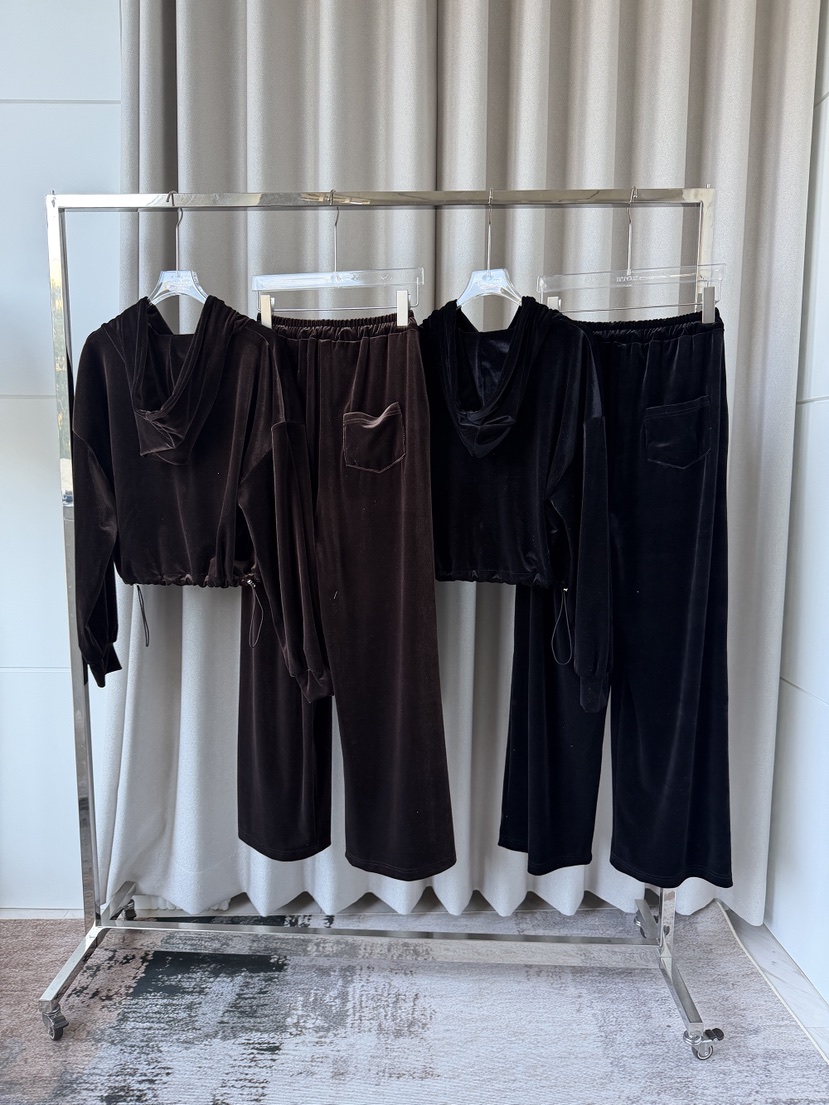 CLOTH韓國代購女裝新品人氣真品熱賣推薦套裝拉鏈連帽衫絨CLOTH套裝