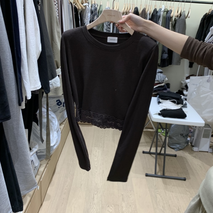 MONROE東大門實拍女士新品時尚推薦休閑人氣真品長袖T恤蕾絲MONROE長袖T恤圖色3棕色