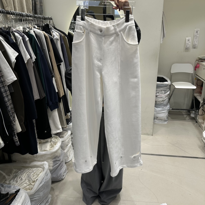 AT THE END東大門實拍女士新品時尚熱賣人氣推薦休閑褲AT THE END休閑褲圖色1