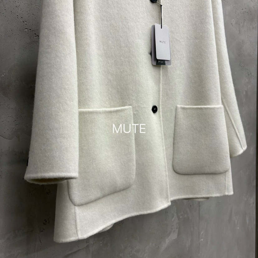 MUTE-P東大門代購女士新品時尚熱賣休閑人氣真品短款大衣MUTE短款大衣