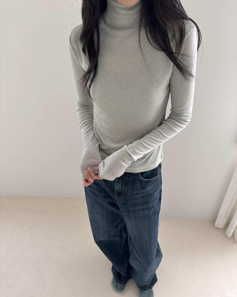 HOWDY/FACT THE NERD東大門代購女士新品熱賣推薦長袖T恤HOWDY/FACT THE NERD長袖T恤