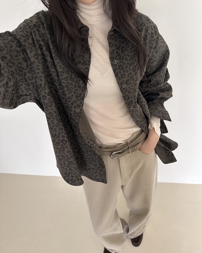 HOWDY/FACT THE NERD韓國直郵女裝新品推薦襯衫蕾絲衫HOWDY/FACT THE NERD襯衫/蕾絲衫