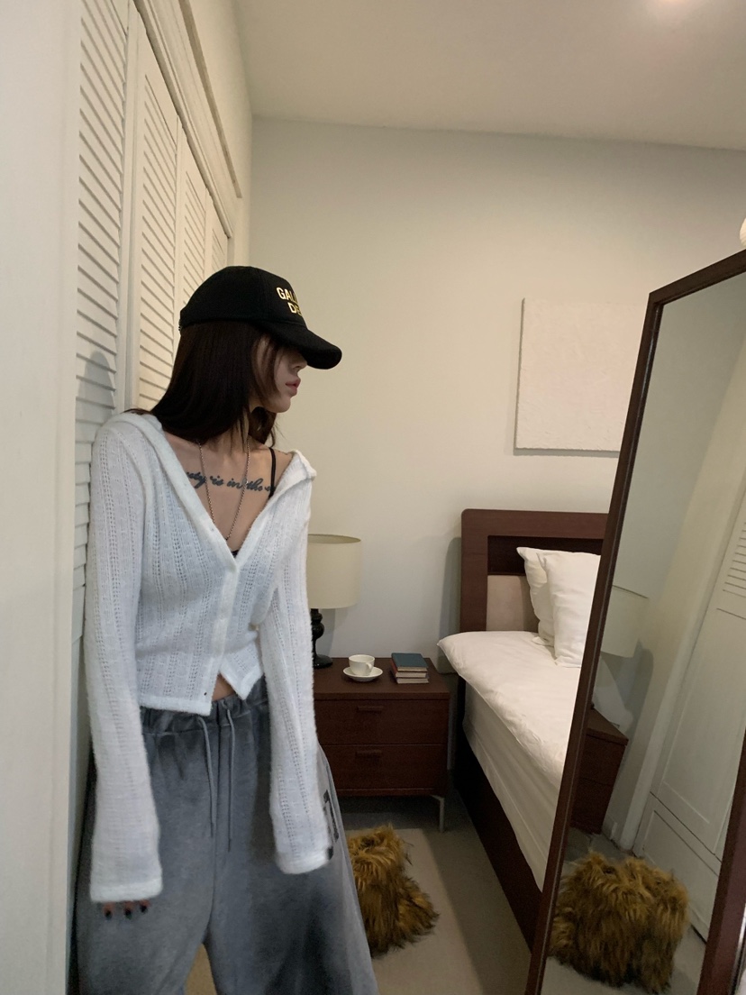 OKIE東大門代購女裝新款時尚推薦真品人氣開衫連帽衫貂皮OKIE開衫
