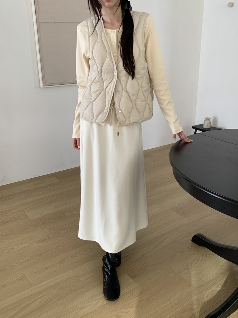 LE RIVE韓國代購女士新款熱賣推薦人氣時尚真品休閑馬甲絨LE RIVE馬甲