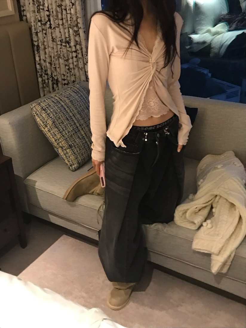 LOVE PULL韓國直郵女士新款熱賣推薦休閑人氣長袖T恤蕾絲LOVE PULL長袖T恤