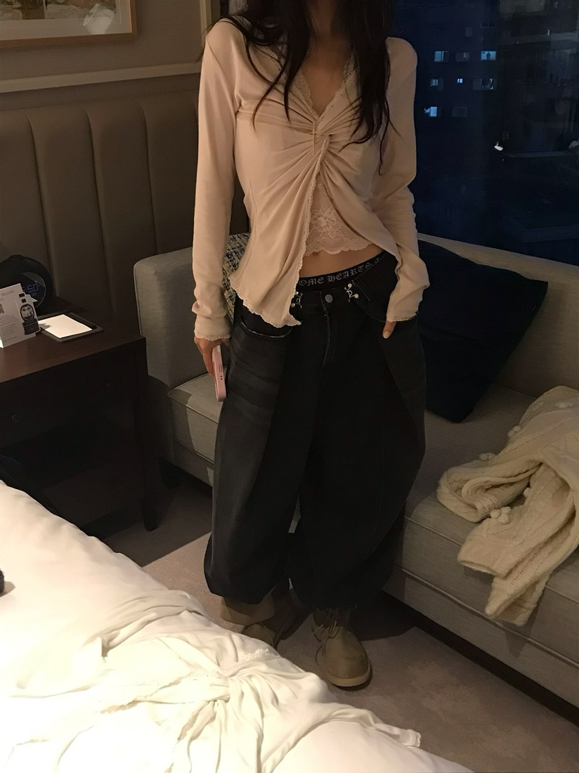 LOVE PULL韓國直郵女士新款熱賣推薦休閑人氣長袖T恤蕾絲LOVE PULL長袖T恤