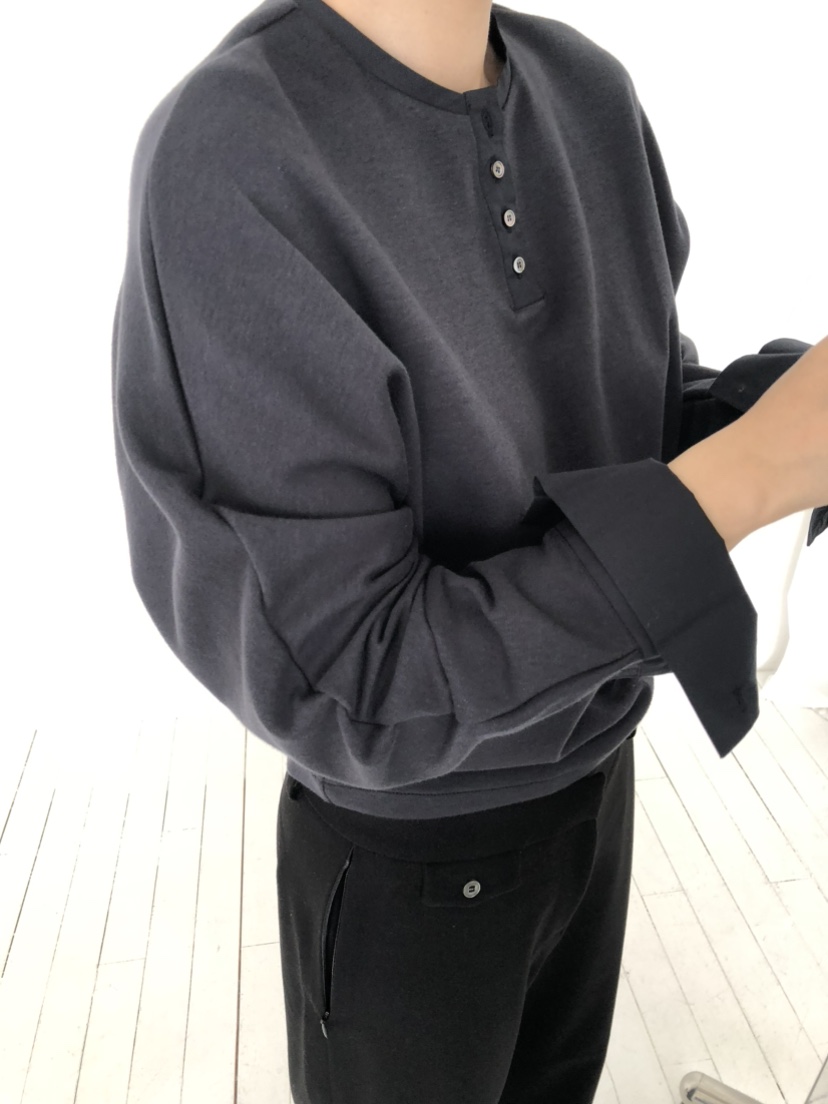 BAROQUE東大門實拍女士新品人氣熱賣真品休閑推薦長袖T恤BAROQUE長袖T恤