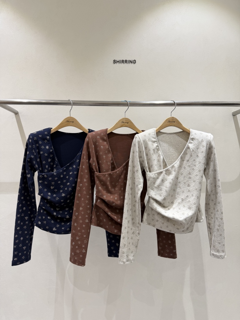 SHIRRING東大門實拍女裝新品熱賣真品時尚人氣休閑長袖T恤SHIRRING長袖T恤
