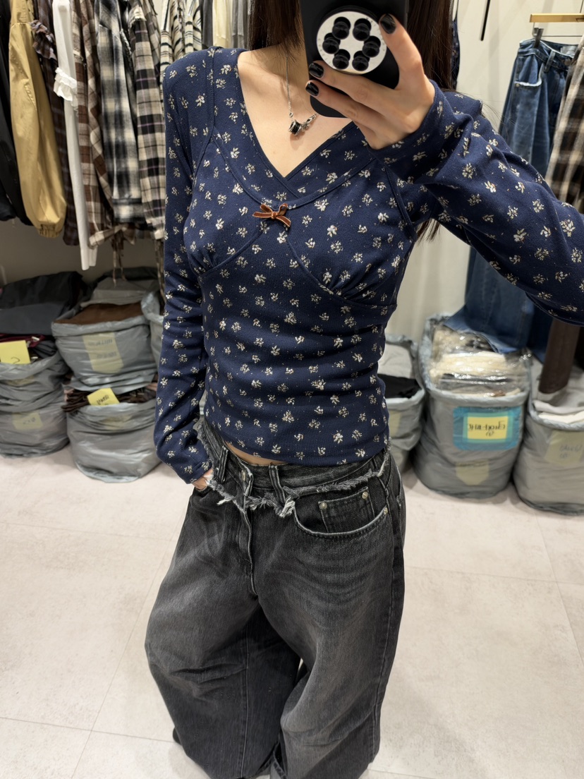 SHIRRING東大門實拍女裝新品熱賣真品時尚人氣休閑長袖T恤SHIRRING長袖T恤