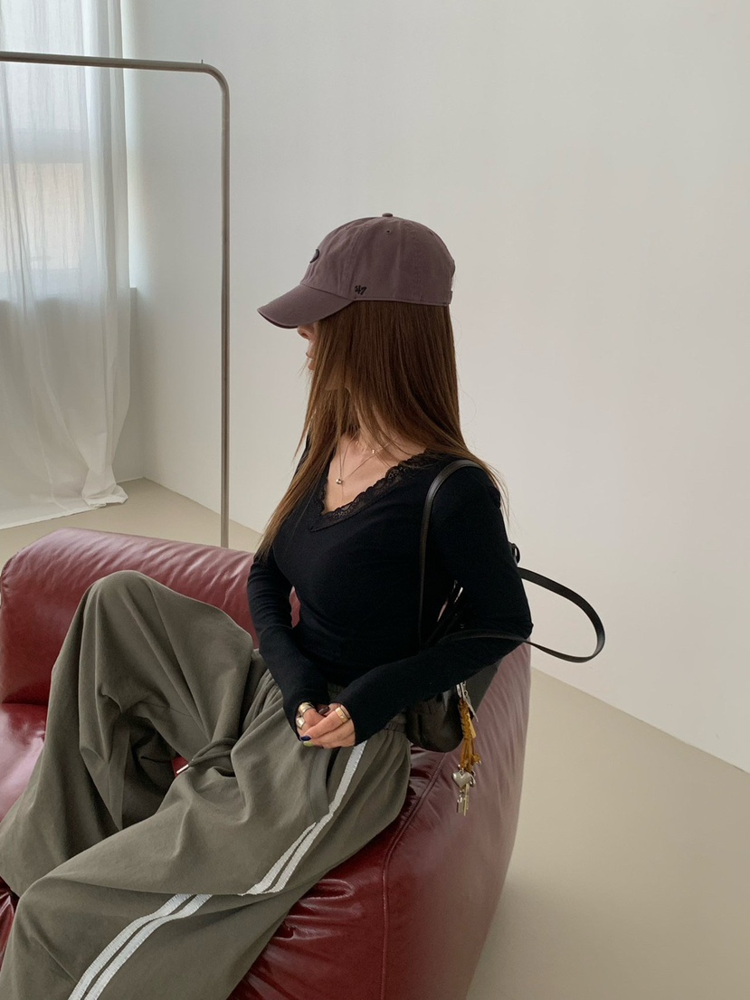 REVE CITE-L東大門直郵女裝新款推薦時尚休閑熱賣長袖T恤REVE CITE-L長袖T恤