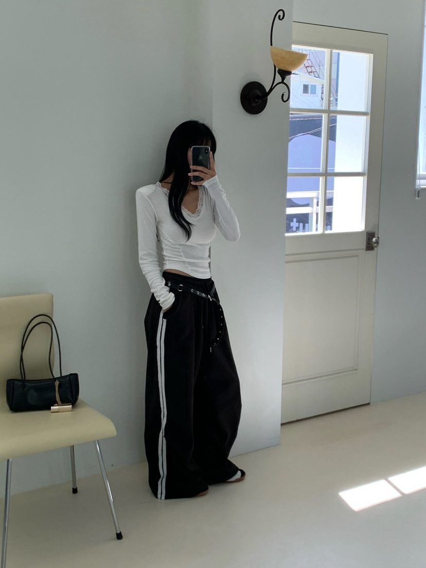 REVE CITE-L東大門直郵女裝新款推薦時尚休閑熱賣長袖T恤REVE CITE-L長袖T恤