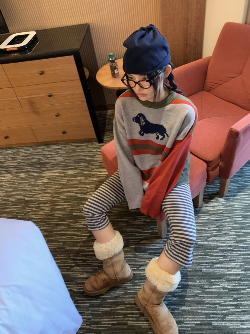 LIKEVAM韓國直郵女裝新款時尚人氣熱賣推薦真品休閑毛衣狗狗LIKEVAM毛衣