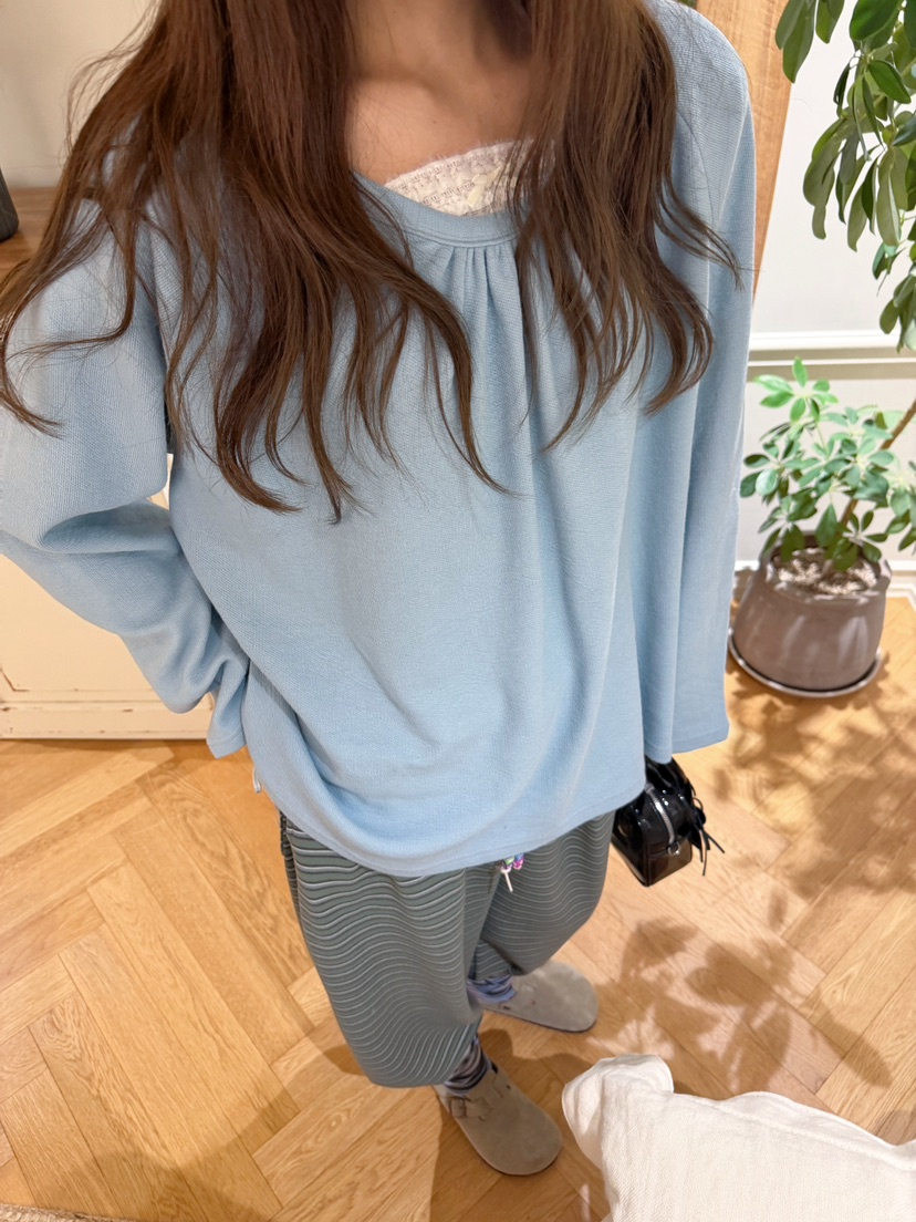 BOUTIQUE-L韓國直郵女士新款熱賣時尚推薦長袖T恤蕾絲褶皺BOUTIQUE-L長袖T恤