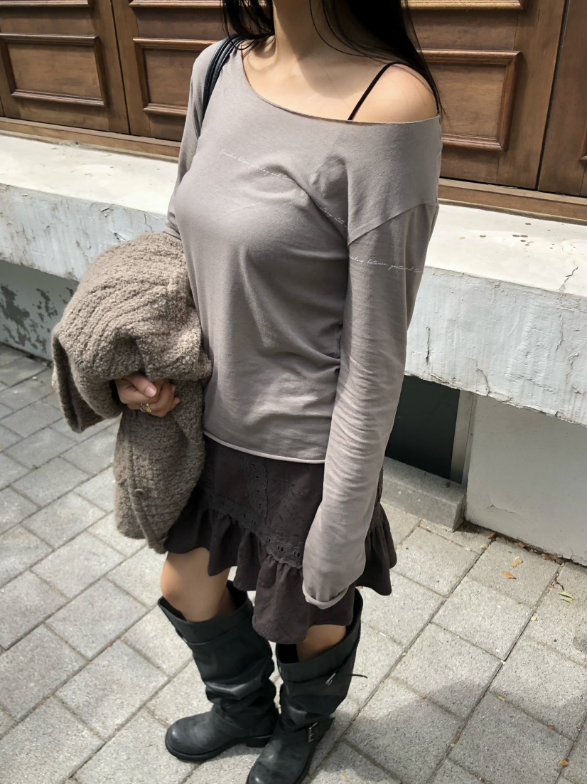 OUPPT東大門直郵女士新品休閑人氣推薦熱賣時尚長袖T恤字母OUPPT長袖T恤