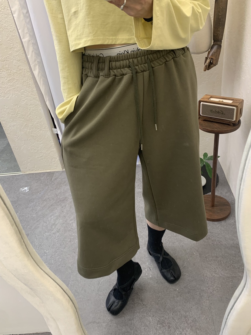 A I M東大門實拍女裝新款人氣真品熱賣推薦時尚休閑短褲A I M短褲圖色1