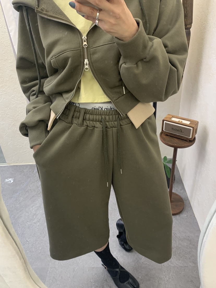 A I M東大門直郵女裝新款真品人氣熱賣時尚推薦休閑衛衣A I M衛衣