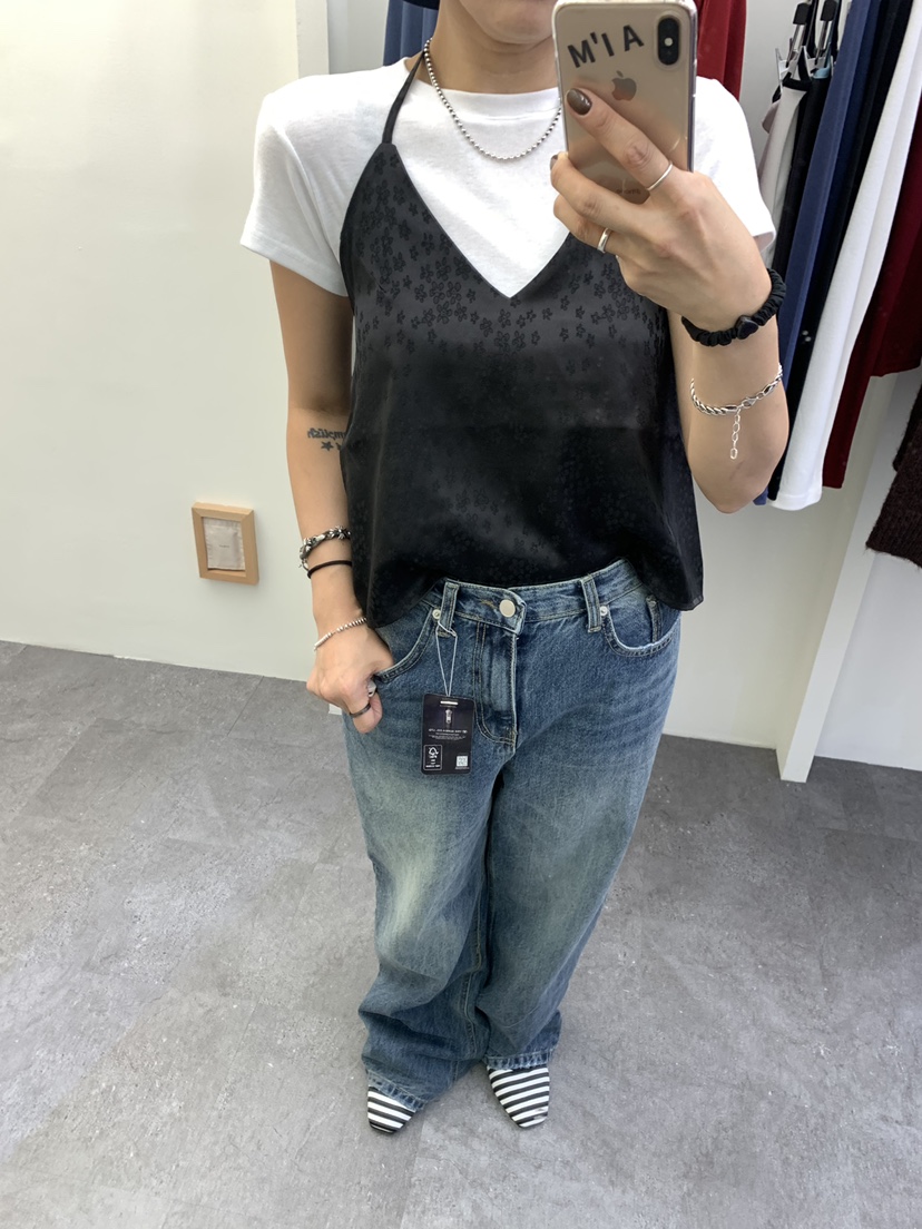 A I M東大門直郵女裝新款時尚真品推薦人氣熱賣吊帶背心A I M吊帶/背心