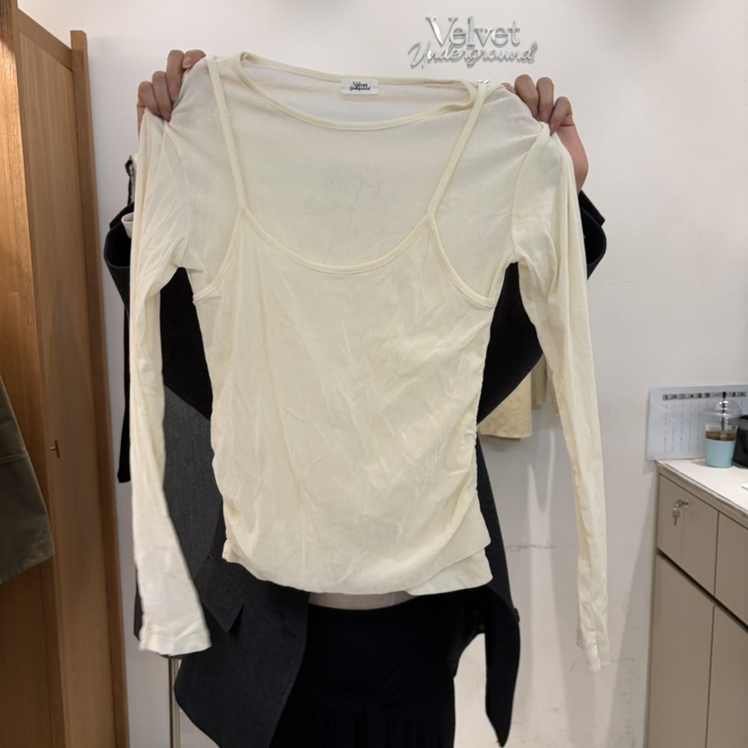 VELVET UNDERGROUND東大門實拍女士新品推薦長袖T恤假兩件VELVET UNDERGROUND長袖T恤圖色1