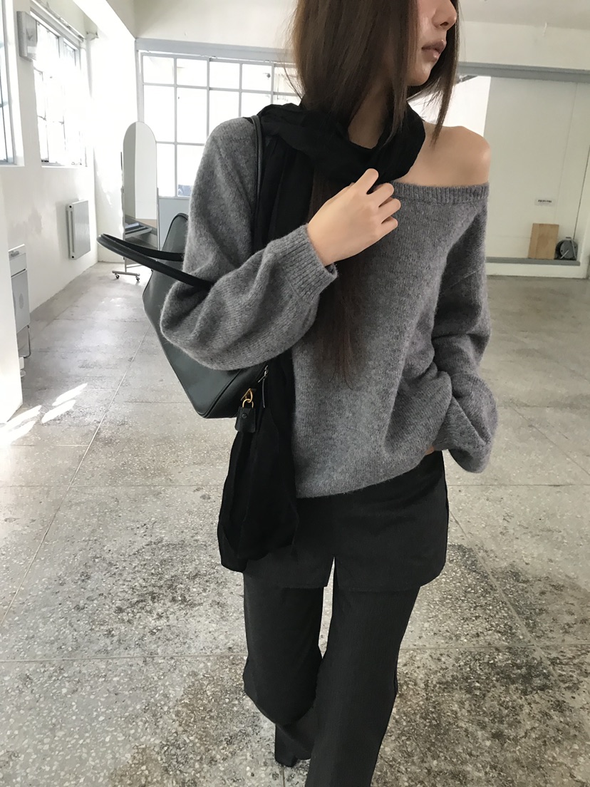 TAERI東大門直郵女裝新品真品人氣熱賣推薦針織衫羊駝毛露肩taeri針織衫