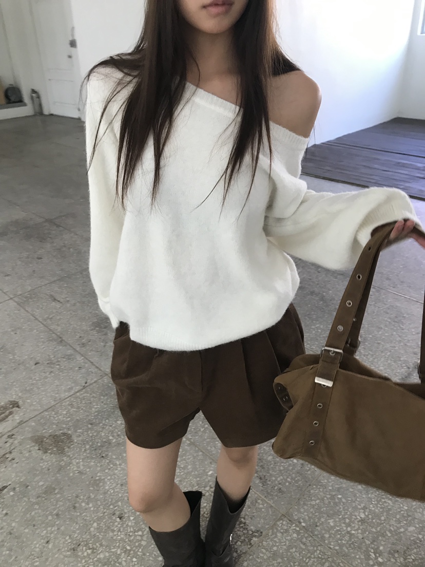 TAERI東大門直郵女裝新品真品人氣熱賣推薦針織衫羊駝毛露肩taeri針織衫圖色2