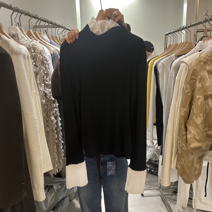 RENDER東大門直郵女士新品真品時尚人氣熱賣長袖T恤高領褶裥RENDER長袖T恤圖色3黑色