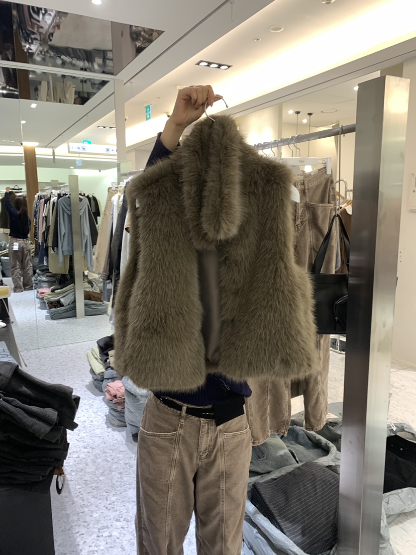 TAERI韓國代購女裝新品時尚人氣休閑熱賣推薦真品馬甲貂皮taeri馬甲圖色2