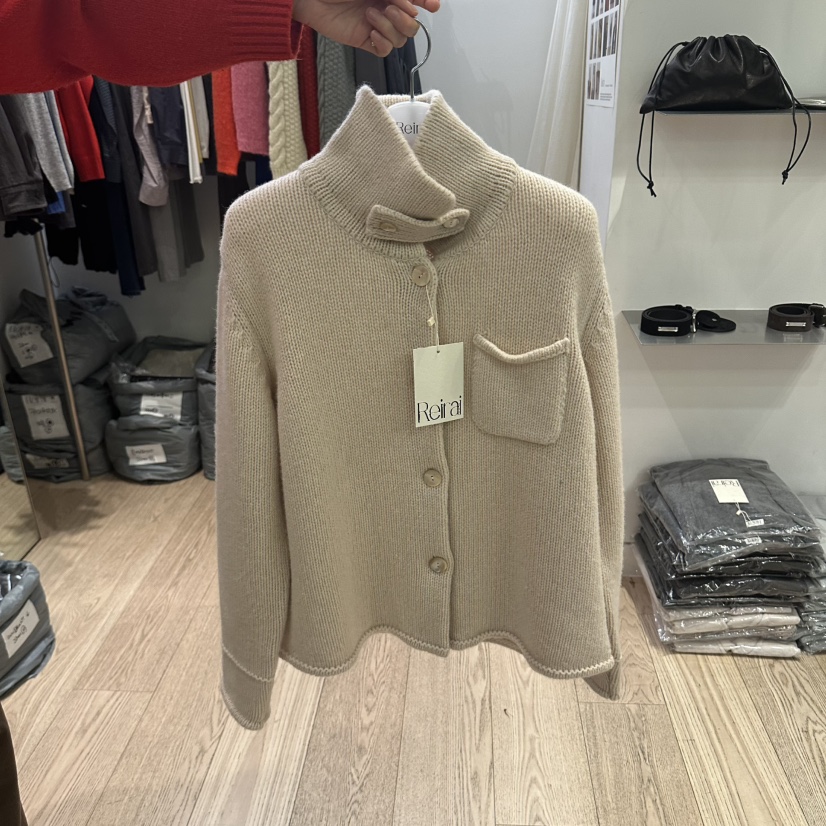 REIRAI東大門直郵女裝新品人氣時尚推薦熱賣毛衣高領開衫Reirai毛衣圖色2