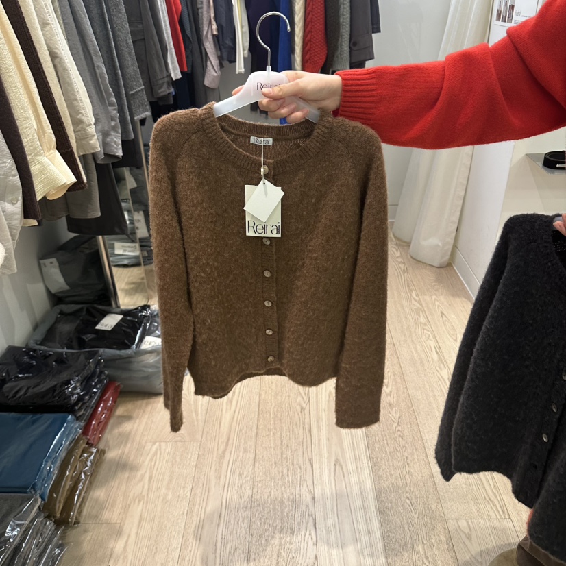 REIRAI東大門實拍女士新款熱賣真品時尚人氣開衫蓬松開衫Reirai開衫圖色3