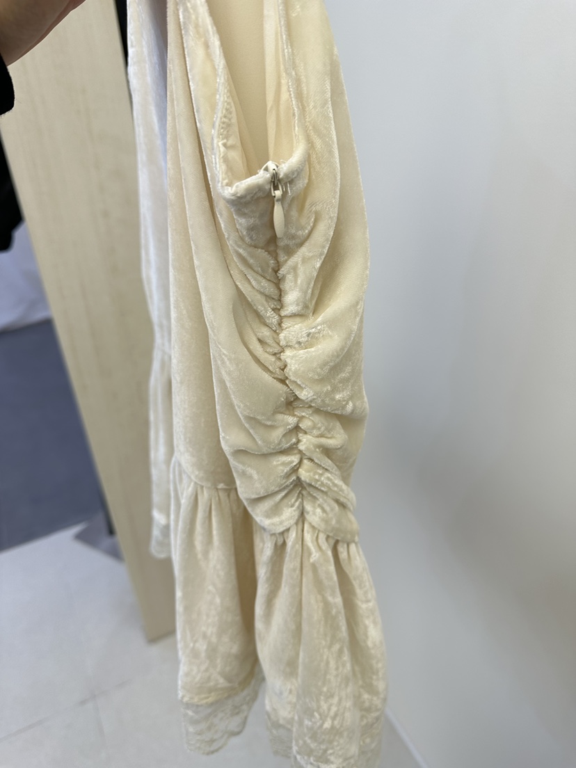 57TH韓國代購女士新品時尚真品人氣熱賣吊帶背心蕾絲無袖57TH吊帶/背心