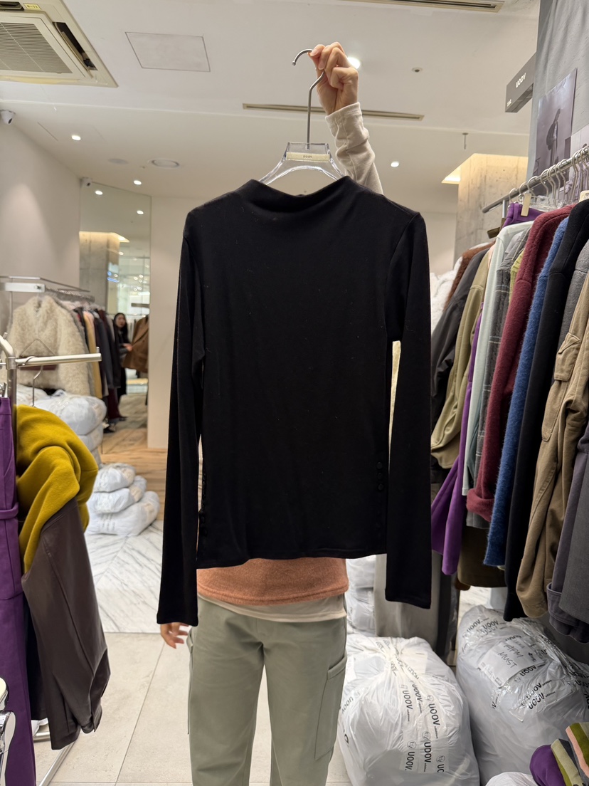 UOOV東大門代購女士新品時尚休閑真品推薦人氣長袖T恤紐扣UOOV長袖T恤圖色4