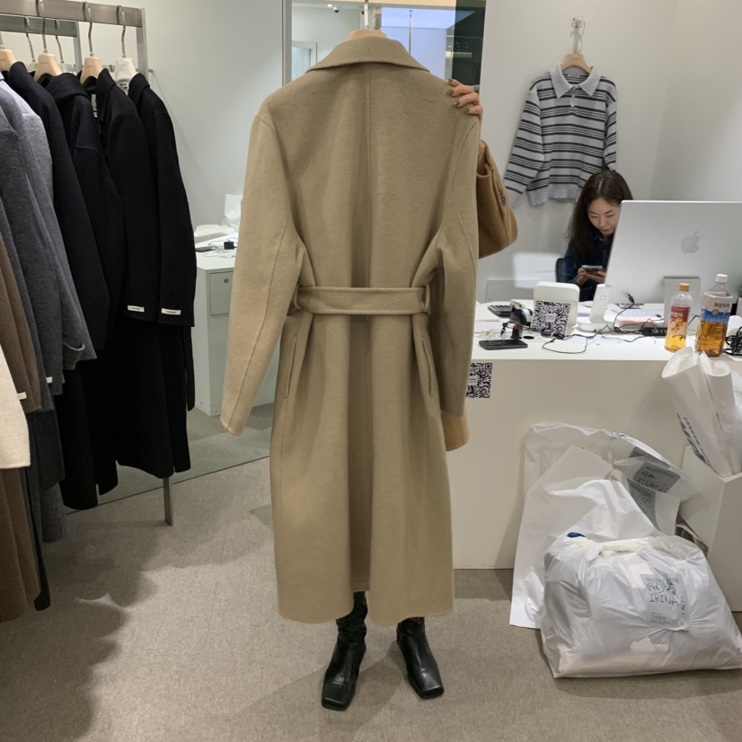 MADELEINE東大門實拍女士新款推薦熱賣中長款大衣含腰帶羊絨MADELEINE中長款大衣