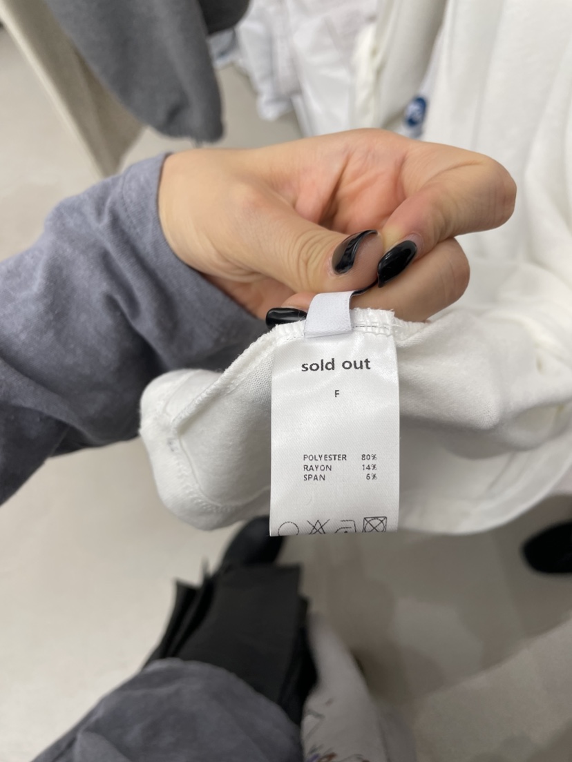 SOLD OUT韓國直郵女裝新品真品熱賣休閑時尚推薦長袖T恤SOLD OUT長袖T恤
