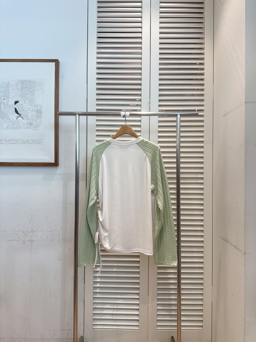 FAVE-L韓國直郵女裝新品推薦休閑熱賣時尚人氣長袖T恤扭曲FAVE-L長袖T恤