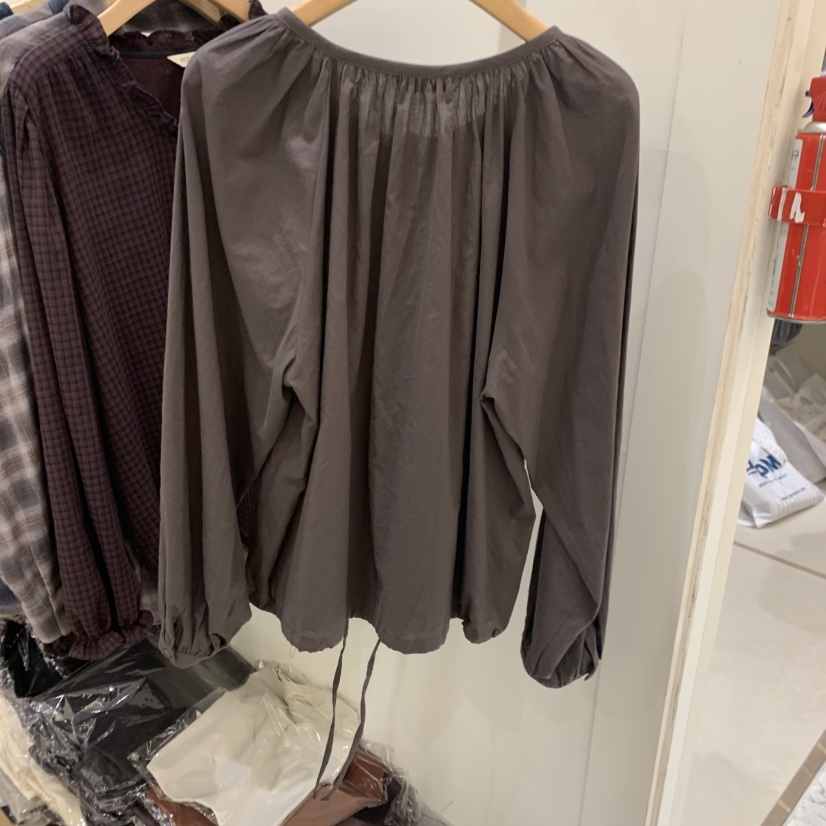 HOUSE OF/DE MERRY東大門直郵女裝新品推薦襯衫蕾絲衫HOUSE OF/DE MERRY襯衫/蕾絲衫
