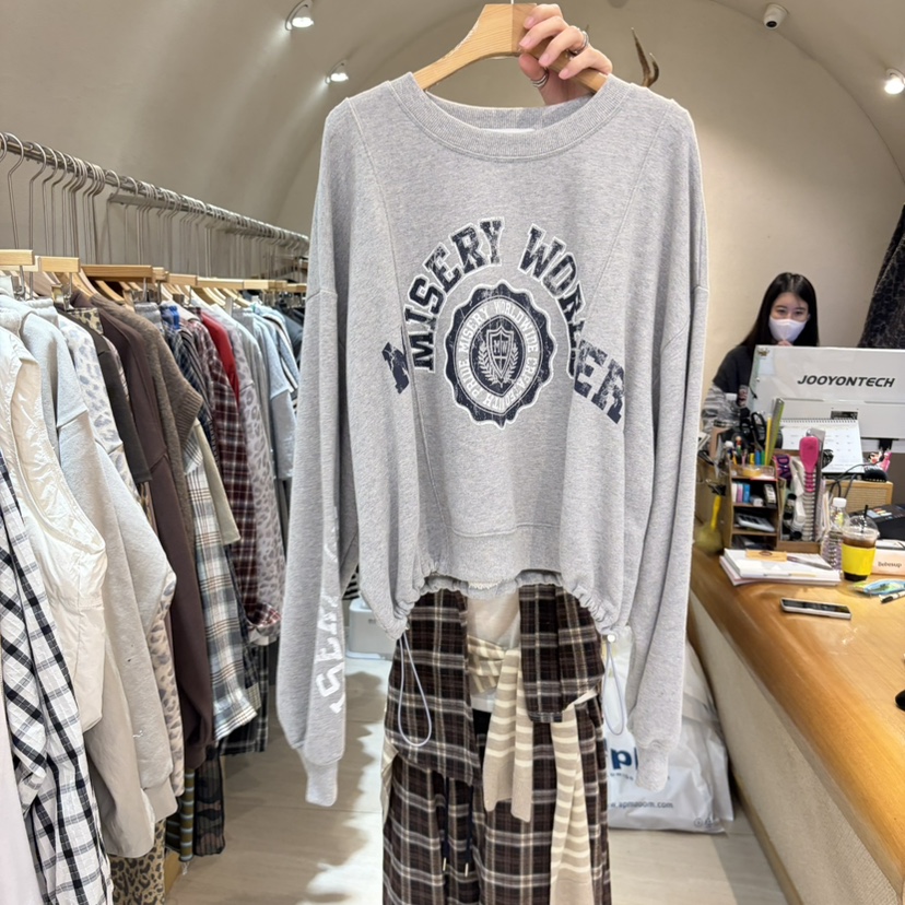 BLACKFRIDAY韓國直郵女裝新款時尚推薦熱賣人氣休閑真品衛衣BLACK FRIDAY衛衣圖色2
