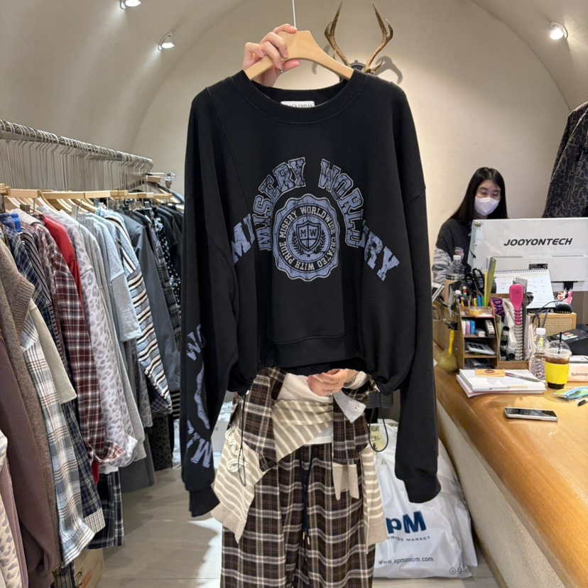 BLACKFRIDAY韓國直郵女裝新款時尚推薦熱賣人氣休閑真品衛衣BLACK FRIDAY衛衣圖色3