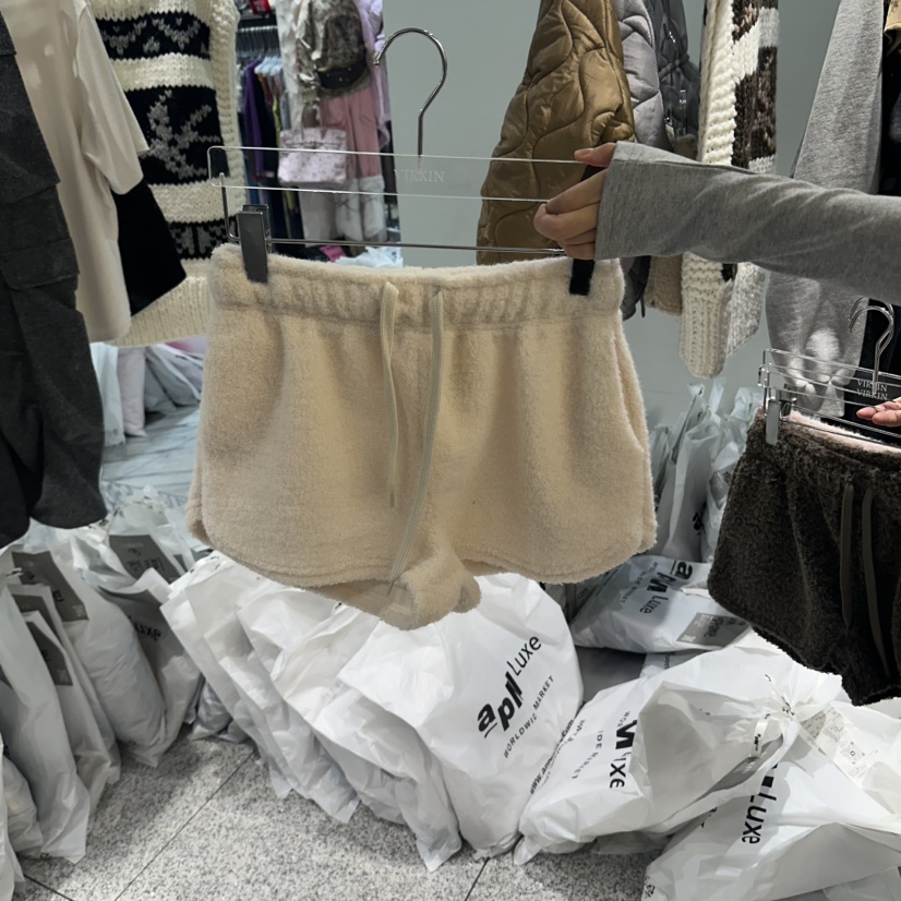 VIRKIN韓國直郵女士新款休閑熱賣真品推薦時尚人氣短褲VIRKIN短褲圖色3白色