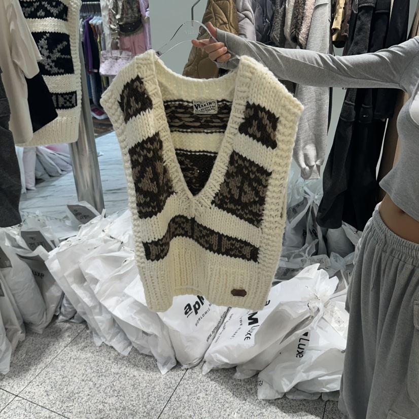 VIRKIN韓國直郵女裝新品熱賣時尚人氣真品吊帶背心手工針織VIRKIN吊帶/背心圖色1棕色