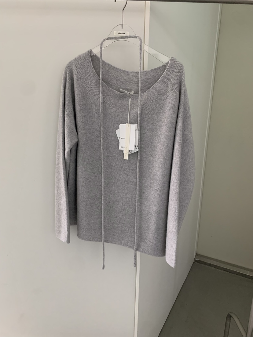 SHOP POSTER韓國代購女裝新品熱賣推薦時尚針織衫含脖帶SHOP POSTER針織衫圖色1