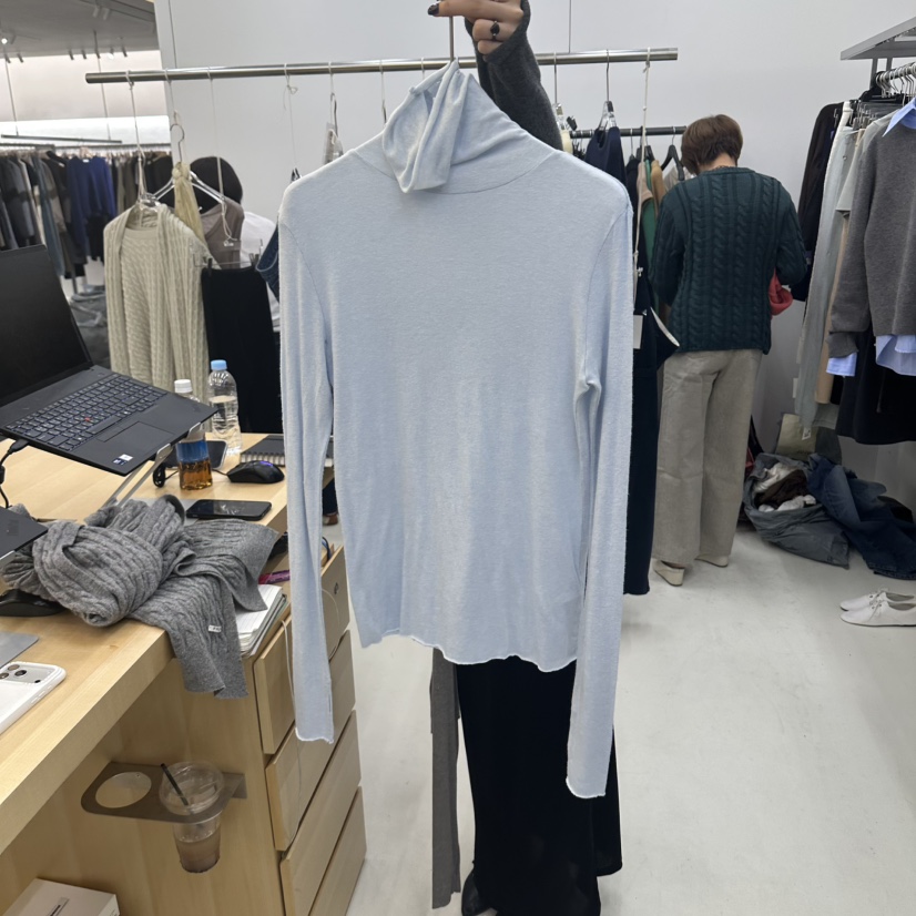 PREV.東大門實拍女士新品人氣時尚真品推薦熱賣休閑長袖T恤PREV.長袖T恤圖色3